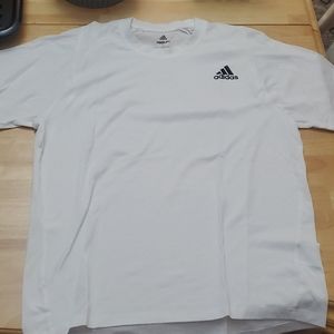 Adidas Mens L tshirt